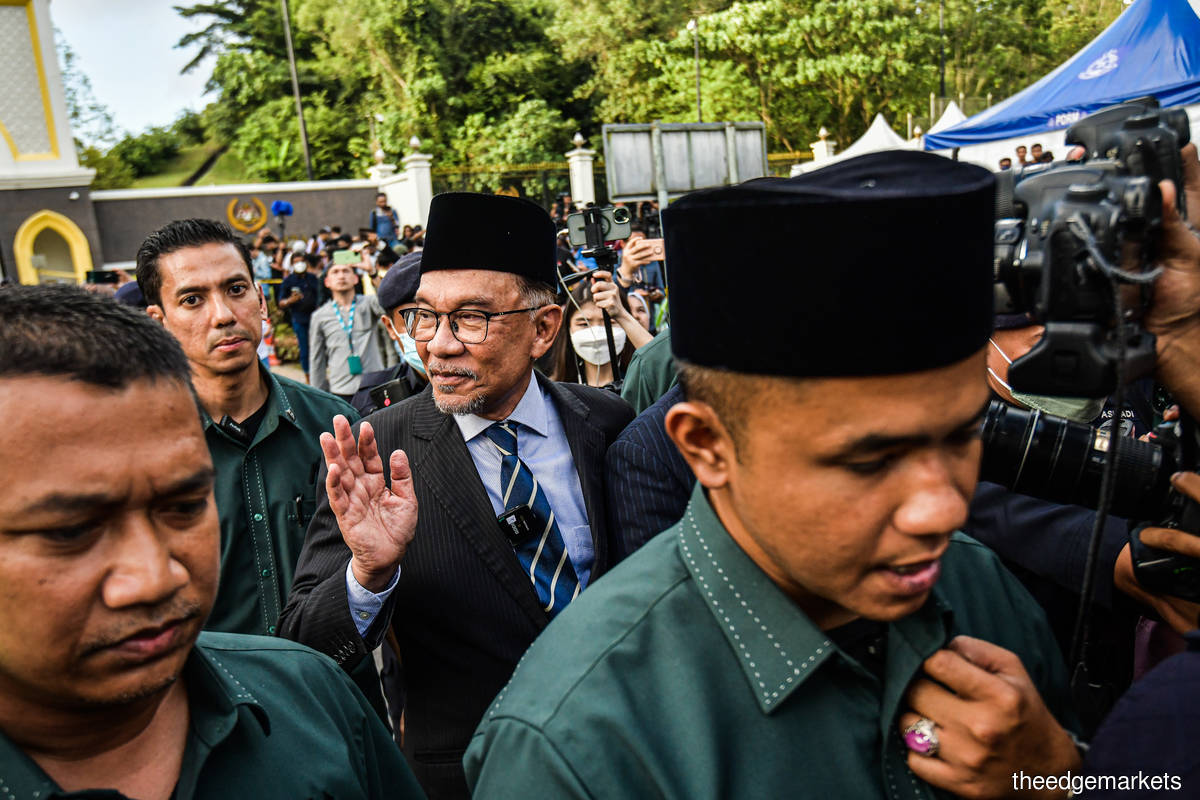 Prime Minister Datuk Seri Anwar Ibrahim outside Istana Negara, Kuala Lumpur on Nov 22, two days prior to his appointment as the 10th PM of Malaysia by the King. (Photo by Zahid Izzani Mohd Said/The Edge)